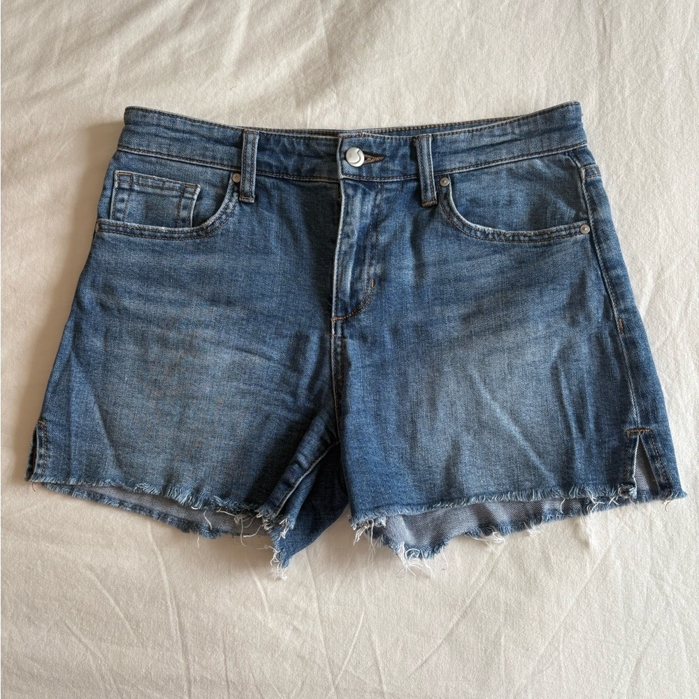 Joe’s Jeans Frayed Denim Cutoff Shorts Size 27 Medium Wash Stretch - Picture 1 of 6